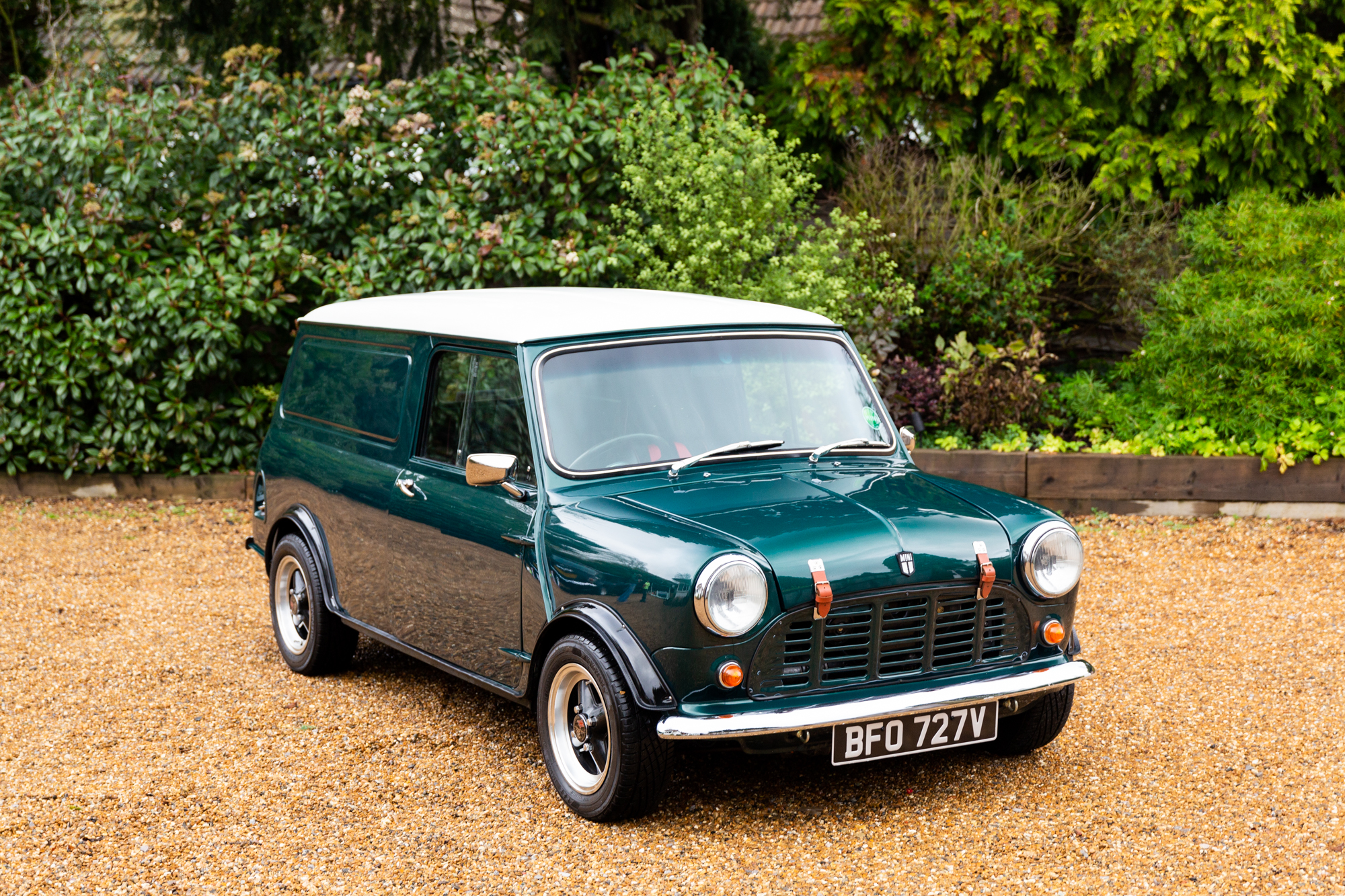 Classic mini best sale van for sale