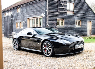 2013 ASTON MARTIN V12 VANTAGE - MANUAL