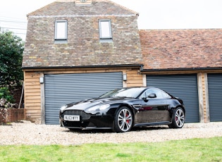 2013 ASTON MARTIN V12 VANTAGE - MANUAL