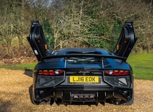 2016 LAMBORGHINI AVENTADOR LP 750-4 SV