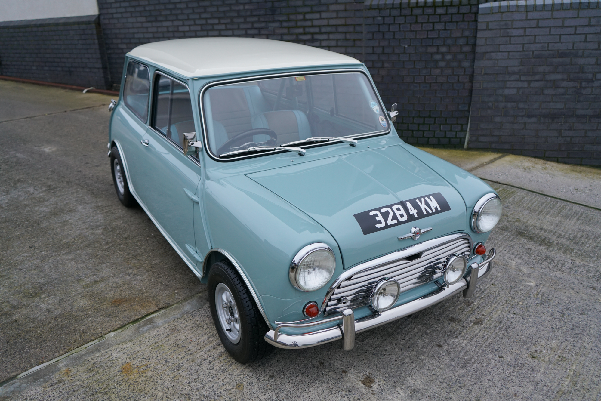1963 Morris Mini ミニカー Iconic Auctioneers | 1963 Morris Mini Mk1-Sold