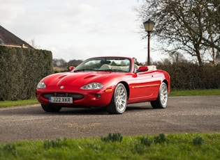 1998 JAGUAR XKR CONVERTIBLE