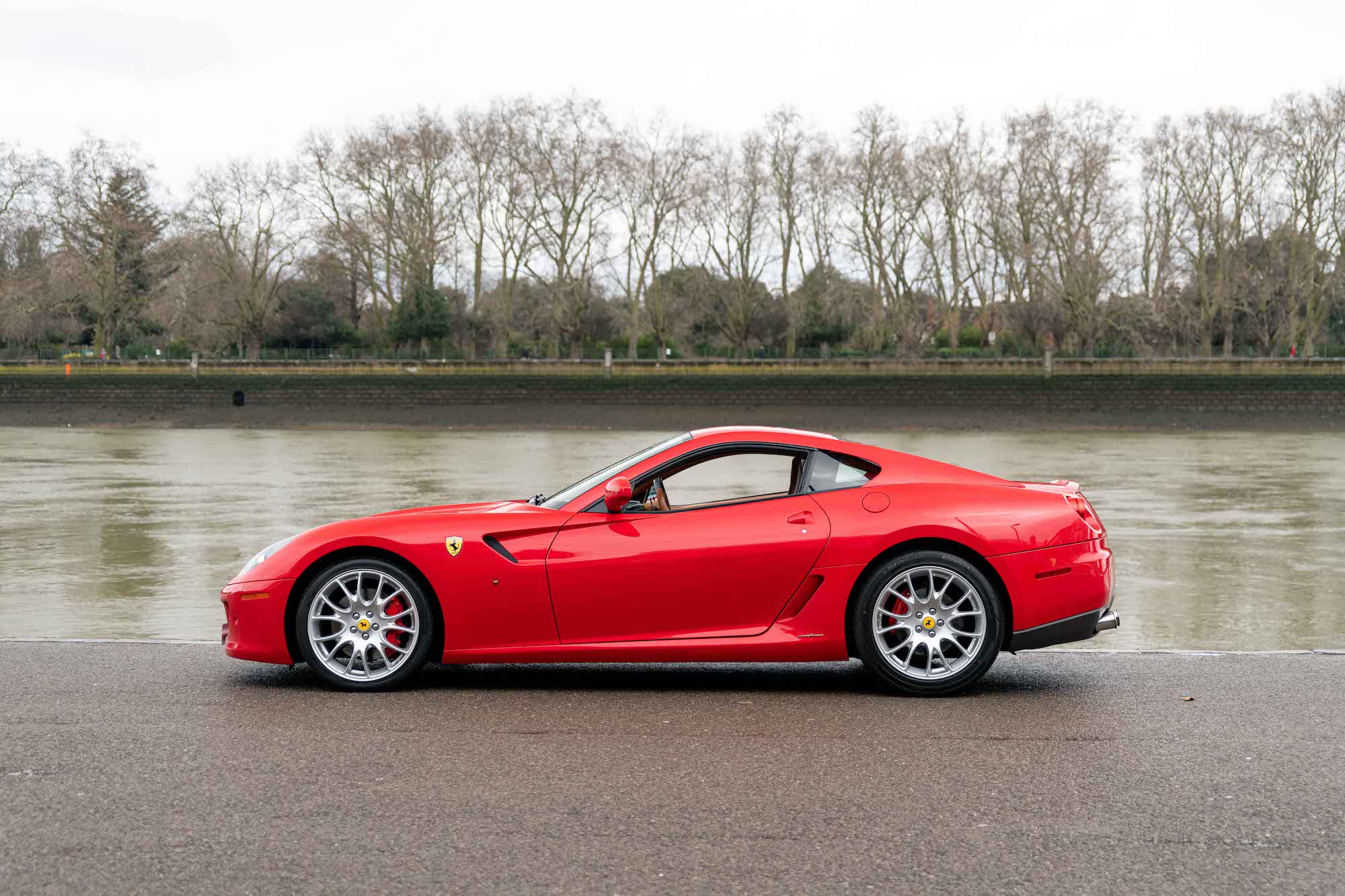アイドロン Ferrari 599 GTB Fiorano 2006年 レッド - メルカリ