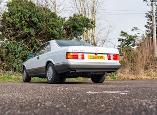 1986 MERCEDES-BENZ (W126) 560 SEC