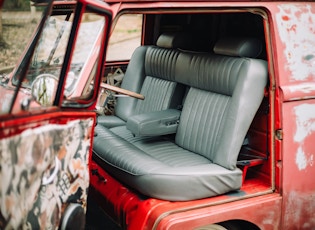 1958 VOLKSWAGEN T1 SPLITSCREEN PANEL VAN 