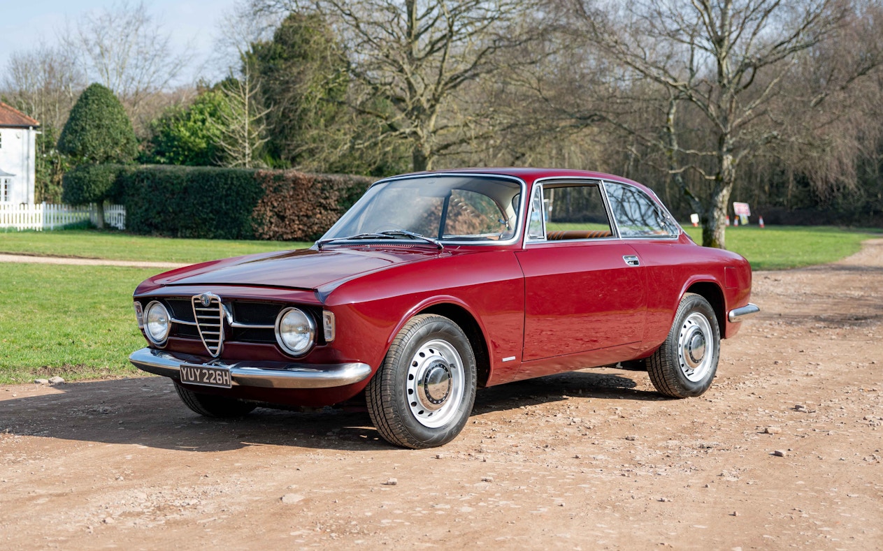 1969 ALFA ROMEO GT 1300 JUNIOR 'STEPNOSE'