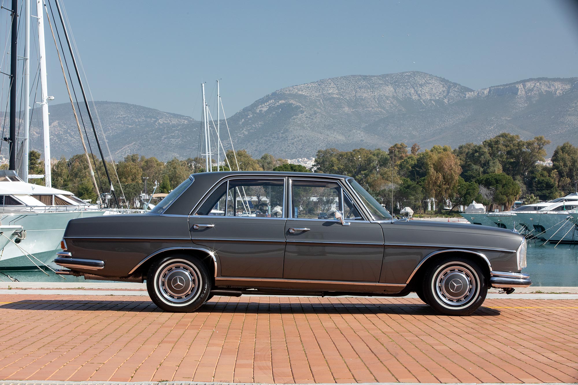 1968 MERCEDES-BENZ 280S AUTOMATIC for sale by auction in