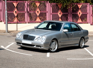 2000 MERCEDES-BENZ E55 AMG