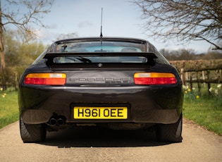 1990 PORSCHE 928 S4