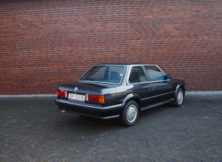 1987 BMW (E30) 325iX