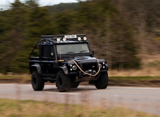 2011 LAND ROVER DEFENDER 110 XS TD DOUBLE CAB ‘SPECTRE’ EVOCATION