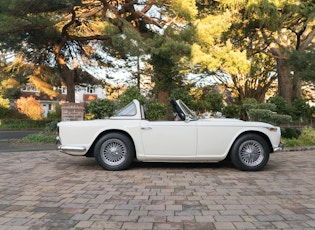 1966 TRIUMPH TR4A