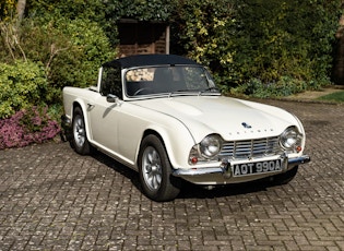 1963 TRIUMPH TR4