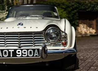 1963 TRIUMPH TR4