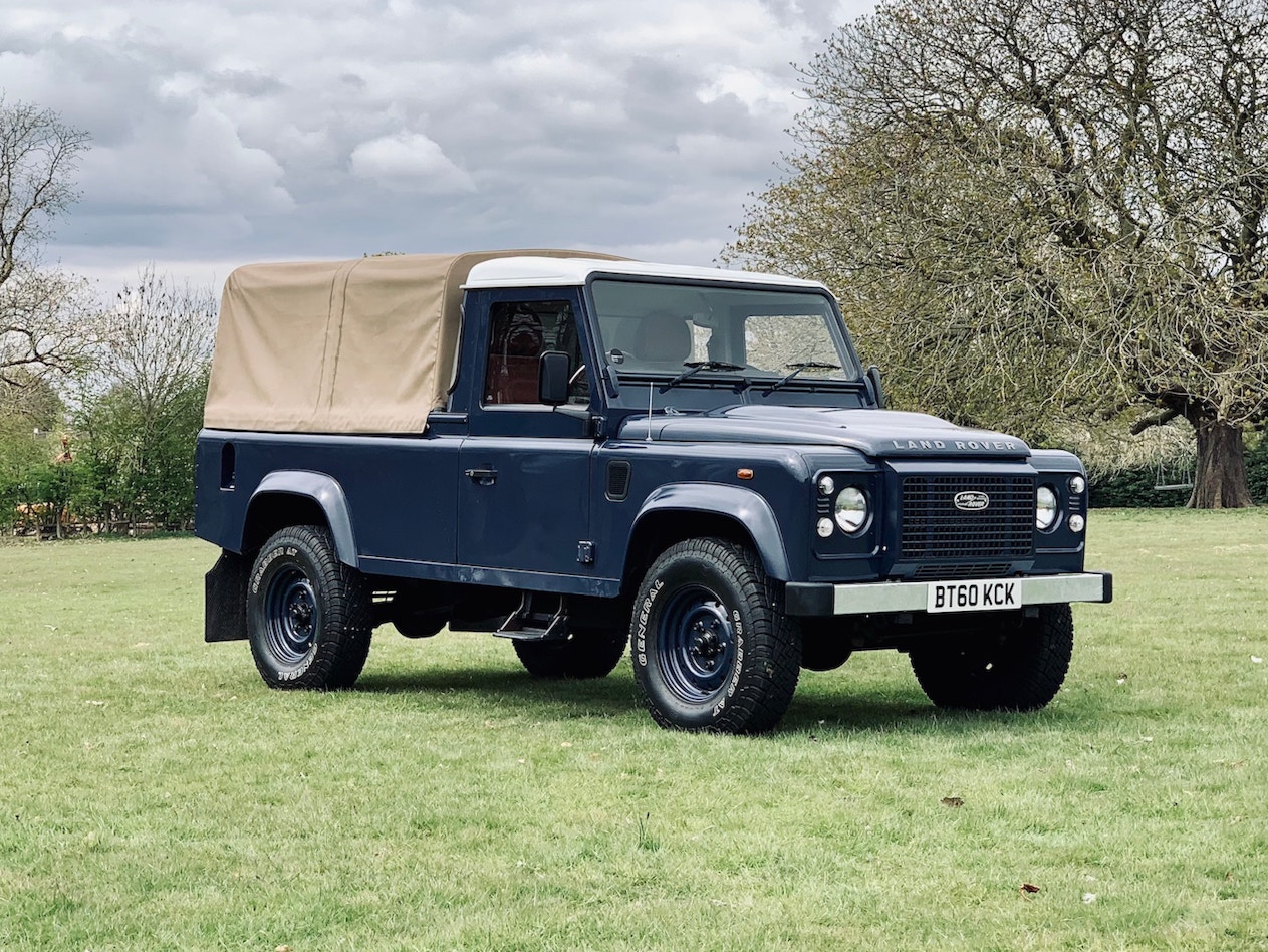 2011 LAND ROVER DEFENDER 110 SINGLE CAB PICKUP 