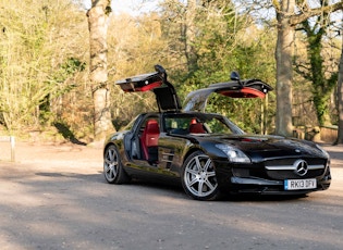 2013 MERCEDES-BENZ SLS AMG 