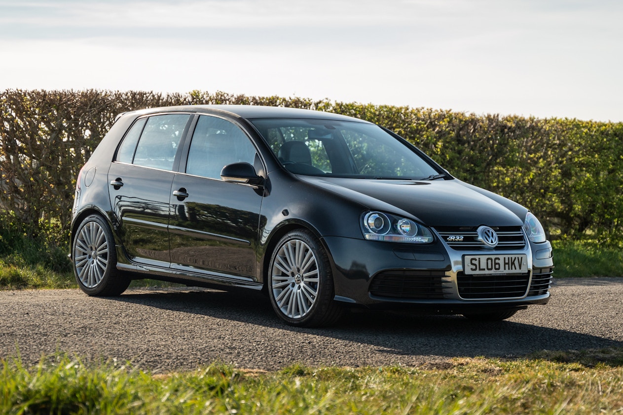 2006 VOLKSWAGEN GOLF (MK5) R32 