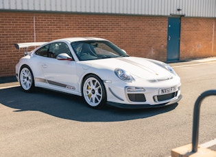 NO RESERVE: 2012 PORSCHE 911 (997) GT3 RS 4.0 - 713 MILES