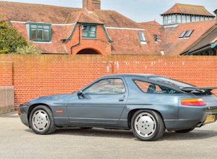 1987 PORSCHE 928 S4