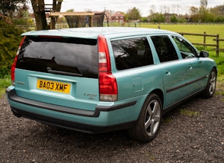 2003 VOLVO V70 R AWD 