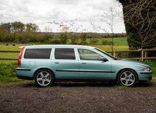 2003 VOLVO V70 R AWD 