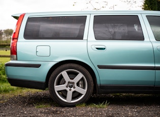 2003 VOLVO V70 R AWD 