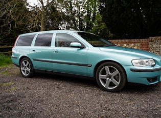 2003 VOLVO V70 R AWD 