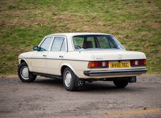 1985 MERCEDES-BENZ (W123) 200 