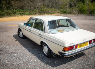 1985 MERCEDES-BENZ (W123) 200 