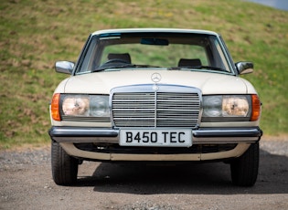 1985 MERCEDES-BENZ (W123) 200 