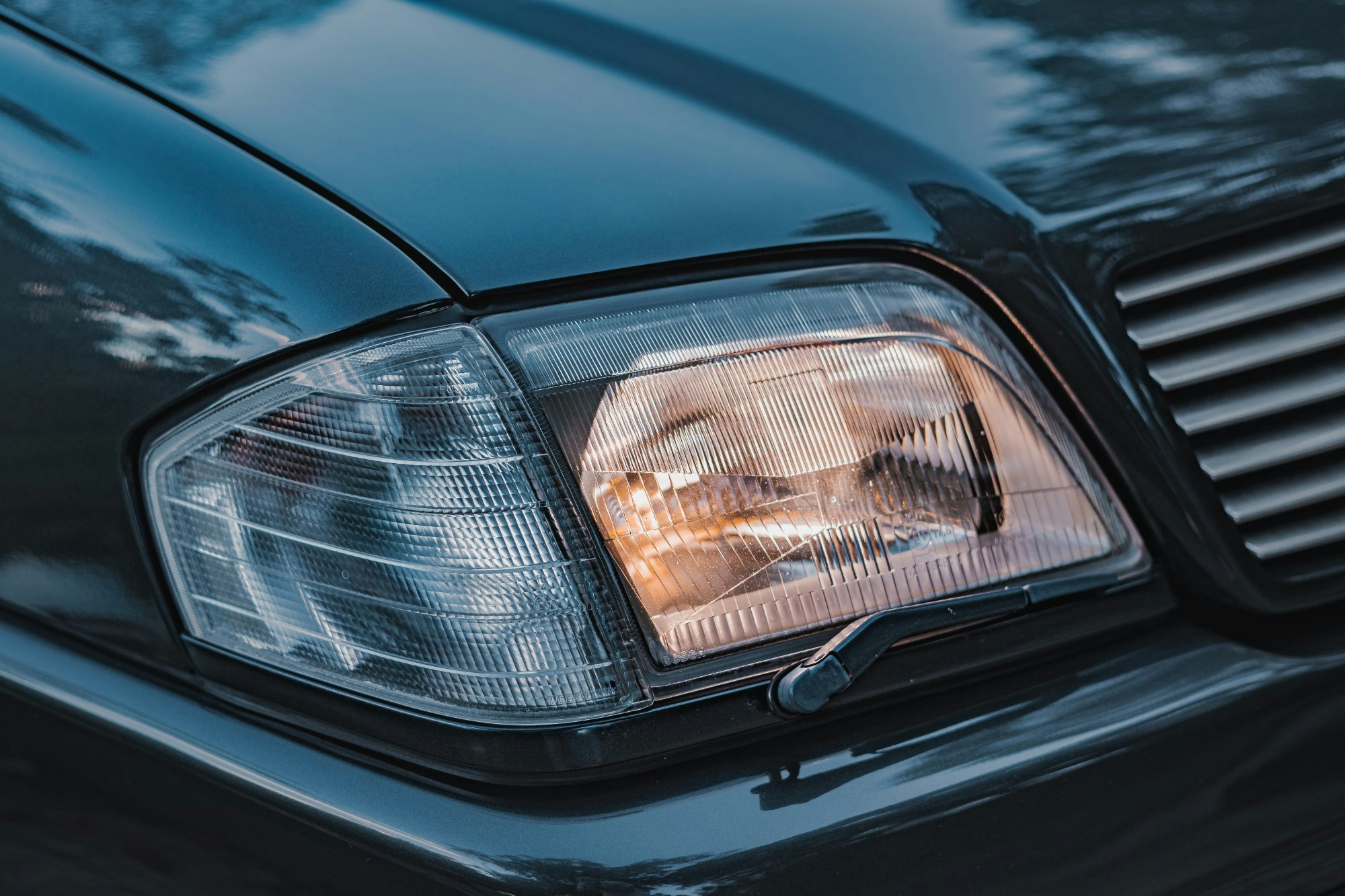 1989 MERCEDES-BENZ (R129) 500SL for sale by auction in Gold Coast ...