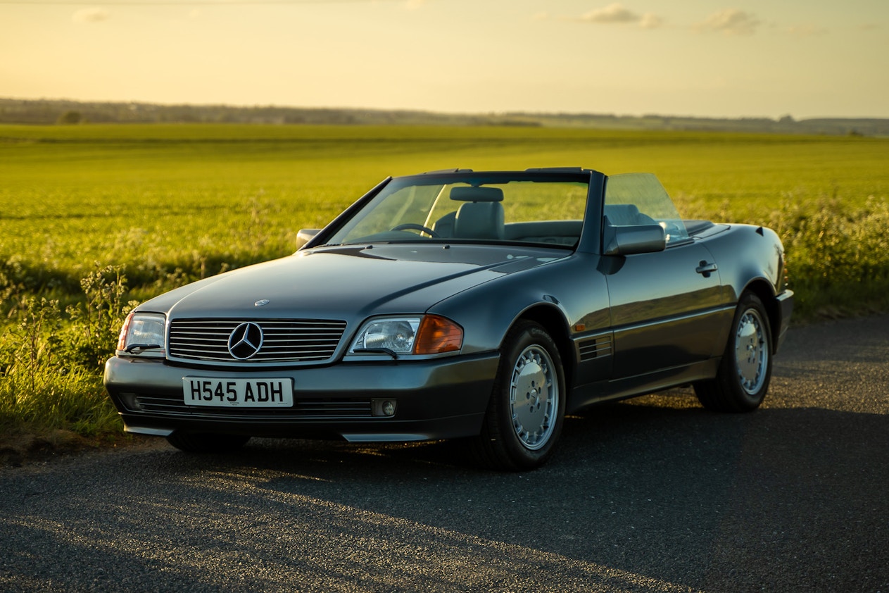 1990 MERCEDES-BENZ (R129) 500SL - 42,750 miles 