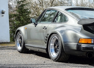 1986 PORSCHE 911 (930) TURBO 'FLACHBAU' CONVERSION