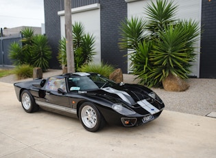 2002 FORD GT40 REPLICA