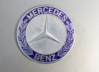 1989 MERCEDES-BENZ (R107) 560 SL