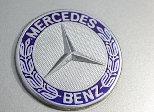 1989 MERCEDES-BENZ (R107) 560 SL