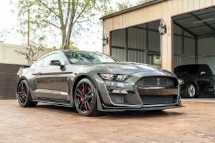 2020 FORD MUSTANG SHELBY GT500 - 400 MILES