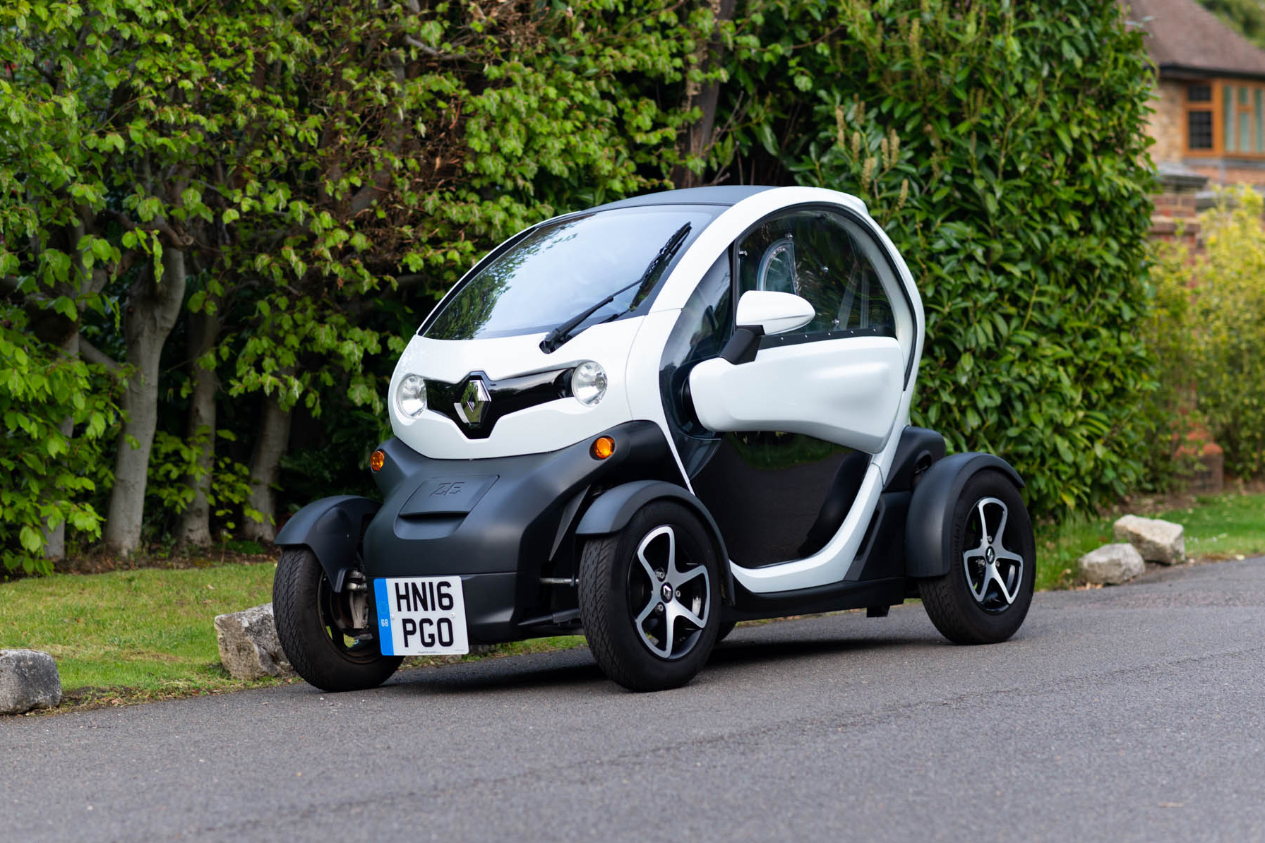 Twizy 2021 deals