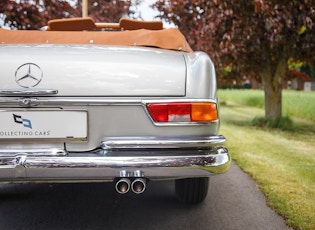 1969 MERCEDES-BENZ (W111) 280 SE CONVERTIBLE