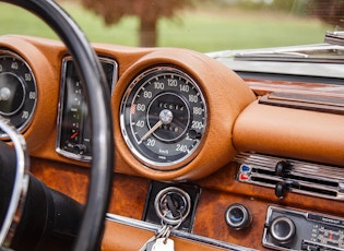 1969 MERCEDES-BENZ (W111) 280 SE CONVERTIBLE