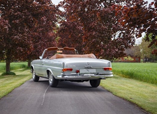 1969 MERCEDES-BENZ (W111) 280 SE CONVERTIBLE