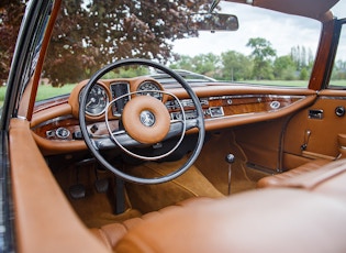 1969 MERCEDES-BENZ (W111) 280 SE CONVERTIBLE