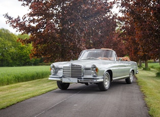 1969 MERCEDES-BENZ (W111) 280 SE CONVERTIBLE