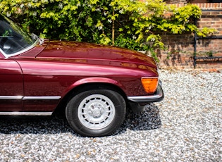 1985 MERCEDES-BENZ (R107) 500 SL