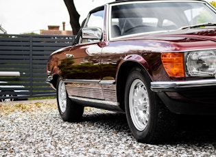 1985 MERCEDES-BENZ (R107) 500 SL