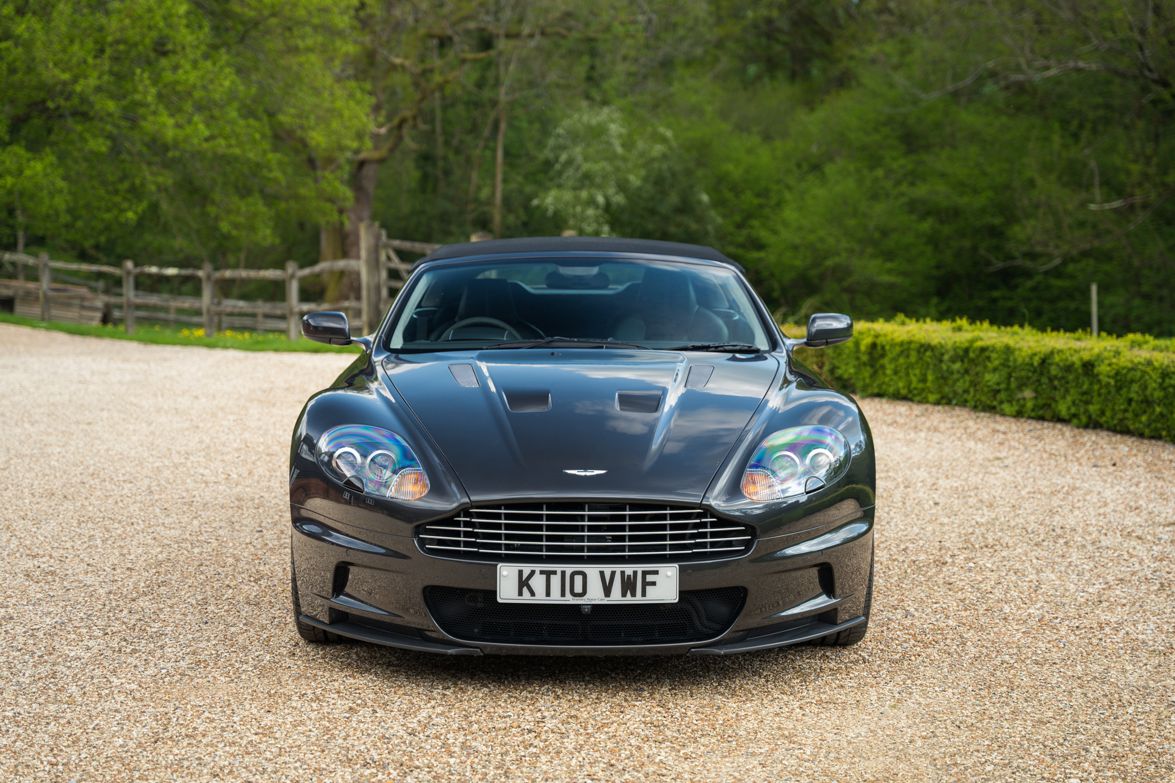 1/43 2010 Aston Martin DBS Volante 黒 ASTON MARTIN DBS VOLANTE 2010 MINICHAMPS 1/43°