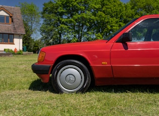 1992 MERCEDES-BENZ (W201) 190E