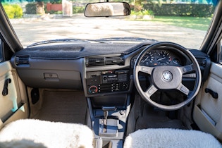 1985 BMW (E30) 323i