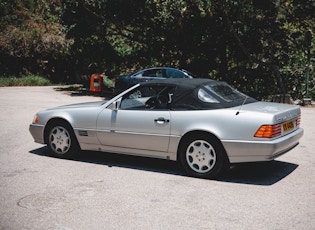 1992 MERCEDES-BENZ (R129) 300SL-24 - 16,939 KM