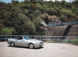 1992 MERCEDES-BENZ (R129) 300SL-24 - 16,939 KM